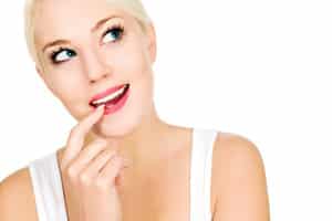 Hide dental imperfections with Veneers or Cosmetic Bonding? Which Is for You