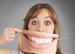 Preventing teeth stains